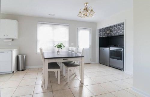 Apex House | Near Historic Downtown Apex, Sleeps 8, King Bed