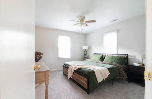 Apex House | Near Historic Downtown Apex, Sleeps 8, King Bed