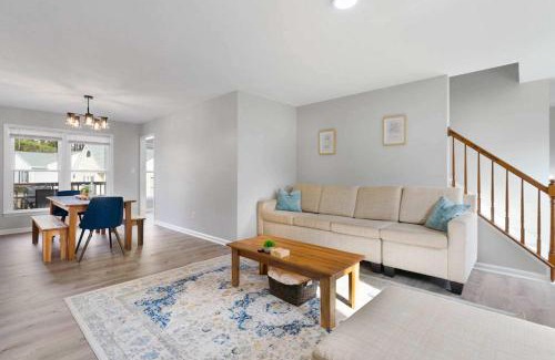 Southwest Raleigh House | Near NC State Campus & Downtown - The Maple Marvel