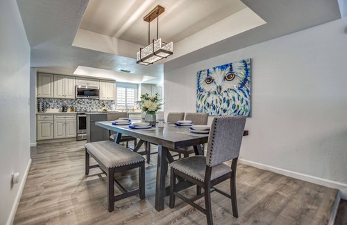 Paradise Valley Village House | Near Scottsdale IMPRESSIVE 4bd room home large lot with temp controlled pool