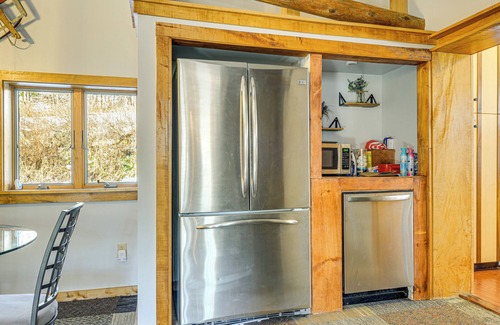 Stratton House | Near Skiing & Hiking: Quiet Home in West Wardsboro