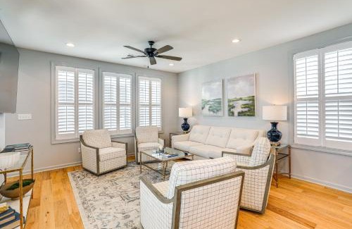 Oxford House | Near Square and Campus Modern Home with Pool Access!