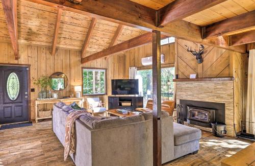 Twain Harte House | Near Trails Cabin with 2-Level Deck in Twain Harte