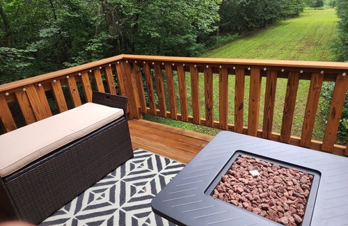 Amherst Apartment | Near Waupaca Chain of Lakes, Hartman Creek State Park, Central Waters Brewery