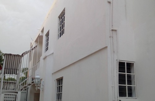 GCH Catchment area Apartment | Need A Quiet Place To Escape ? Stay At Bel Ayiti