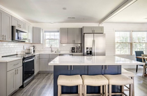 West Ashley House | Neighborhood Nest In Quiet Area