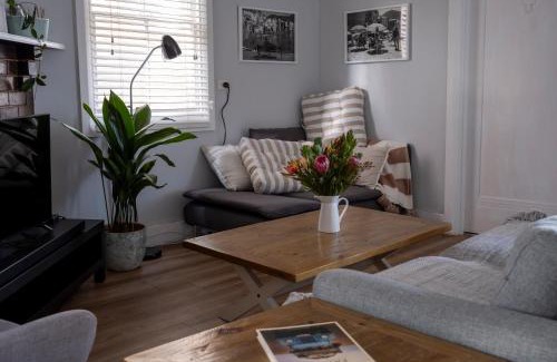 Braidwood House | Nelly's Cottage Braidwood