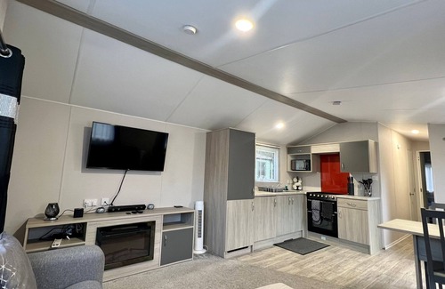 Tewitfield House | Nested within the beautiful Pure Leisure South Lakeland Leisure village