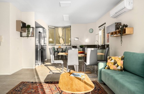 Netanya Apartment | Netanya Beachfront & Pool Retreat