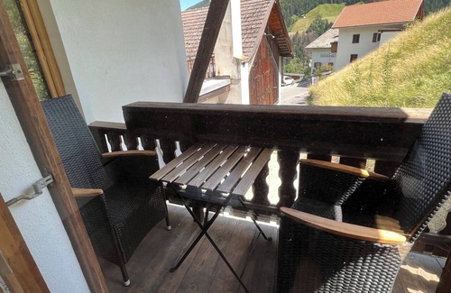 Stelvio Apartment | neu Renovierte Apartmenthaus "ferientreff-stilfs " mit Blick ins Etschtal