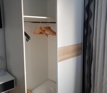 Moersenbroich Apartment | Neues, ruhiges Apartment Nordic in Düsseldorf-Nord