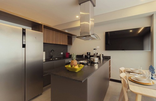 Antiguo Country Apartment | New 1BR City View w/Gym, Coworking & Rooftop