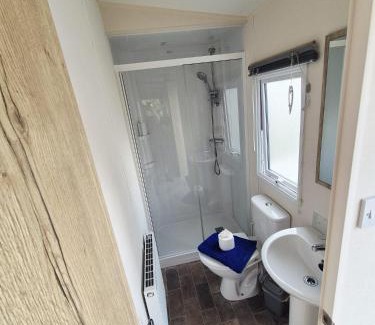 Hamworthy House | New 2 bed holiday home with decking in Rockley Park Dorset near the sea