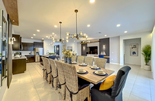 Four Corners House | NEW+2 Theaters+Game Rm+Themed BRs+Pool/Spa w/View