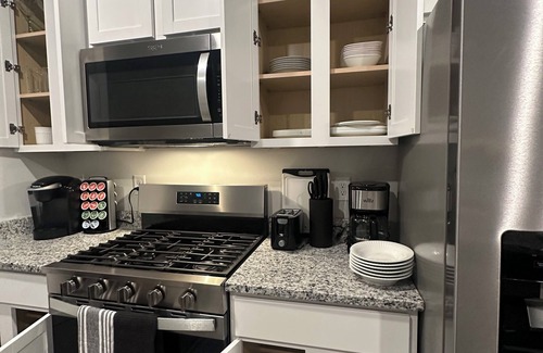 Aiken House | New 3-bed 2bathhouse near hospital, USCA ,Downtown Aiken & Stableview