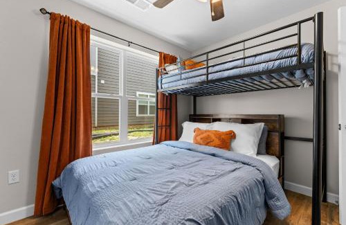 Branson Apartment | New 3BR Condo Near Branson Strip and Pool