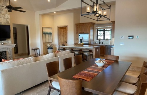 Los Cabos House | NEW 4-Bedroom Oversized Casita with Pool/Jacuzzi, sleeps 10, spectacular golf