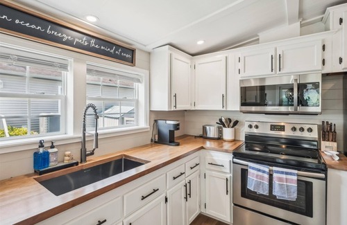 Selbyville House | NEW 4BR Coastal Retreat | Bay Views, Shared Pool, & Free Daily Xplorie Fun!