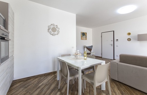 Pivarada Apartment | New and elegant central apartment with box