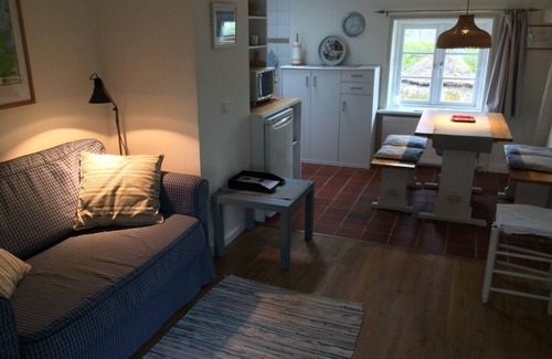 Struckum Apartment | New: Apartment Mühlenblick, balcony and garden, WiFi