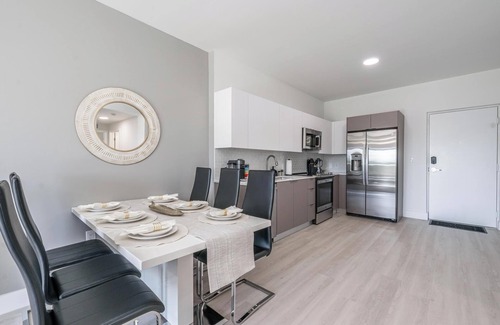 Hallandale Beach Apartment | New Apt. near the beach/Airport/Hard Rock/free parking