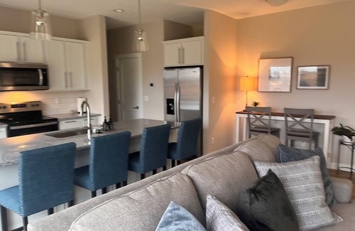 Waukee House | New Arrival 4 Bedroom Serenity w/Nature Views