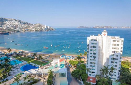 Costera Acapulco Apartment | New Beachfront Paradise at Armandos Le Club
