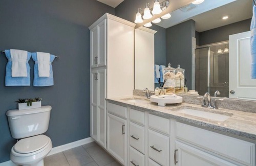 Apex House | New! Beautiful 5 Bed 4BR Luxe Home!