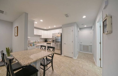 Zephyrhills South Apartment | New Blue Nest