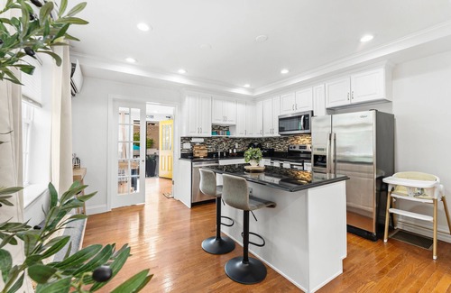 East Somerville House | New! Boston Backyard Oasis GameRoom Min to T