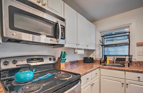 North End Cottage | NEW! Bright Ocean City Cottage - Half-Mi to Beach!