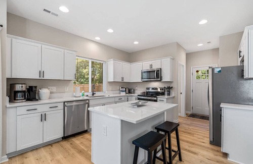 High Point House | New Build! Close to HPU & Furniture Market