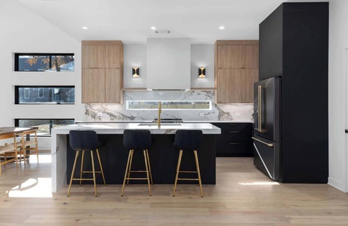 Kirkwood House | New-Build with Luxe Amenities - 5mi to Downtown