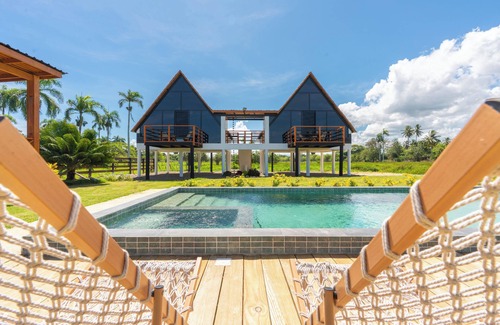 Los Brazos Cabin | New! Cabin with AC in La Lometa - perfect getaway spot