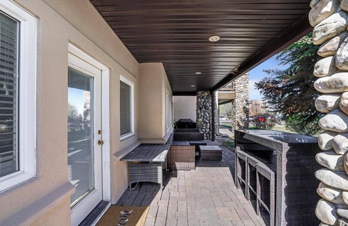 Twin Falls House | NEW! Canyon Trail Condo. Private. Full kitchen! 😍 CAN’T BEAT THIS LOCATION! 📍