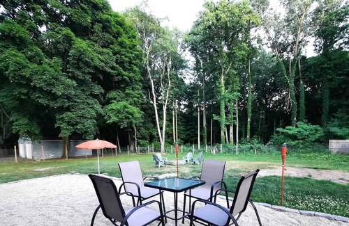 Benton Harbor Cottage | NEW ★| Central Air| Huge yard | Cozy