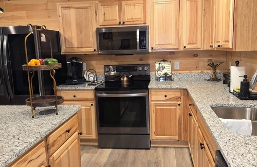 Ranger Cabin | New Chic Cabin In Talking Rock Creek Subdivision