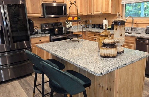 Ranger Cabin | New Chic Cabin In Talking Rock Creek Subdivision