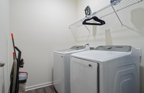 Cartersville House | NEW Comfy 4BR Home Near Hamilton Crossing Park