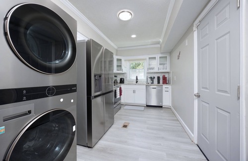 Columbus House | New! Comfy Home with Playground Near Ft Moore!