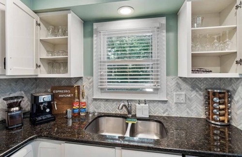 Southwest Raleigh House | New Convenient Hub near NCSU & Downtown Raleighnn