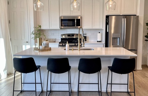 Tucson House | NEW cozy home! Spacious and clean 4BD | 3BA