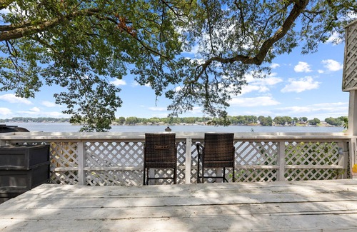 Monticello Apartment | NEW! Dave's Last Resort Poolside-Charming Cabin 1