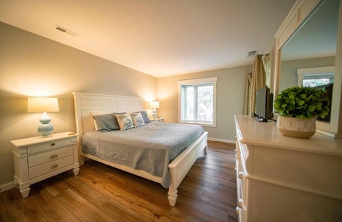 South Beach House | New Finishing Touches Added ! Walk to The Salty Dog South Beach Sleeps 4 Sea Pines