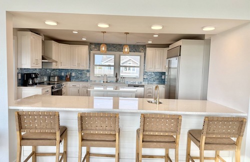 Colington House | 💥New for 2025💥Oceanfront Sanderling! Game Room! Dog Friendly! Community Pool!