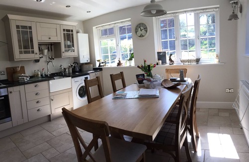 New Forest District Cottage | New Forest Cottage, village location, perfect for beaches & attractions