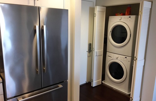 Hunters Point Condo | New Fully Furnished Upscale Condo With Beautiful City And Bay Views.