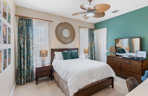 Reunion House | [NEW] Gated Golf Resort Suite w/Private Pool & Arcade Near Disney