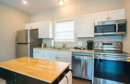 Helen House | New! Golf View located in Valhalla Resort! Minutes to Oktoberfest!