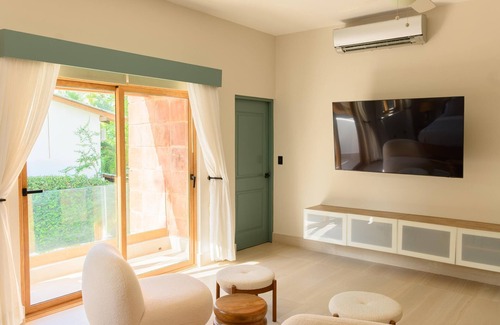 Portillo Villa | New!Gorgeous Portillo Beach Villa w/pool & staff